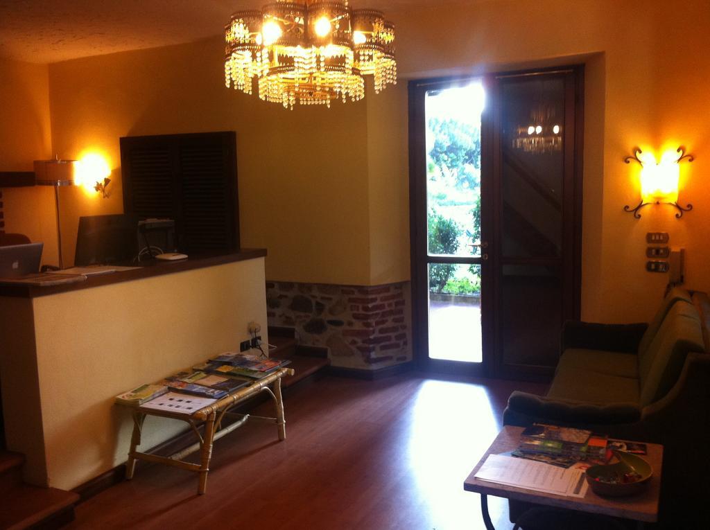 B&B Soiano Del Lago Exterior photo